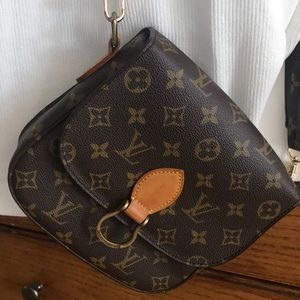 Louis Vuitton Shoulder Bag.